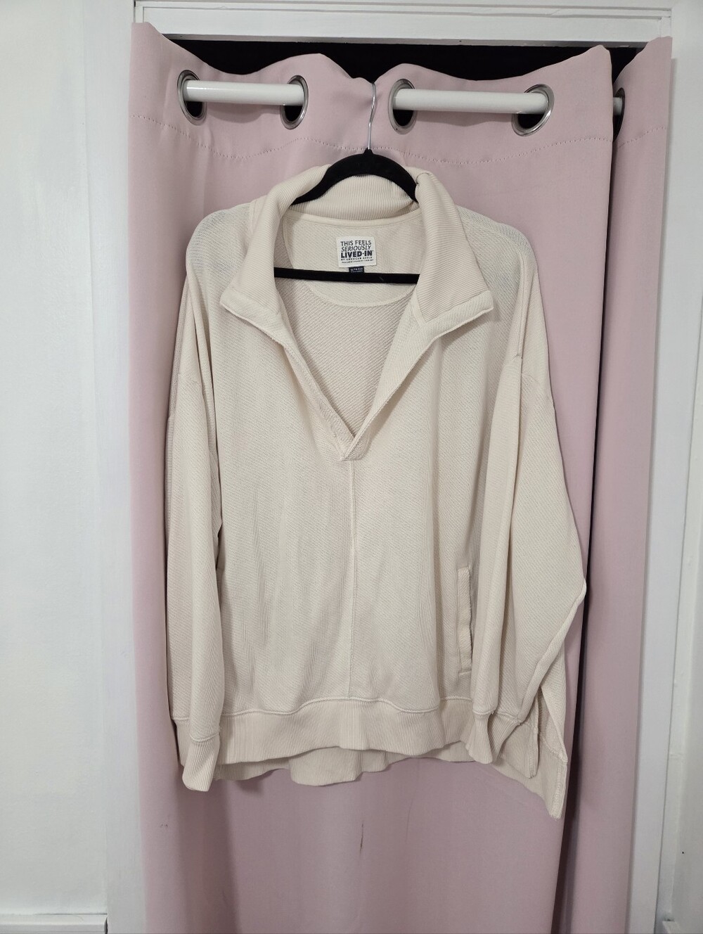 American Eagle AE Big Hug Oversized Big Hug Collared Swearshirt - Sz XL - Cream